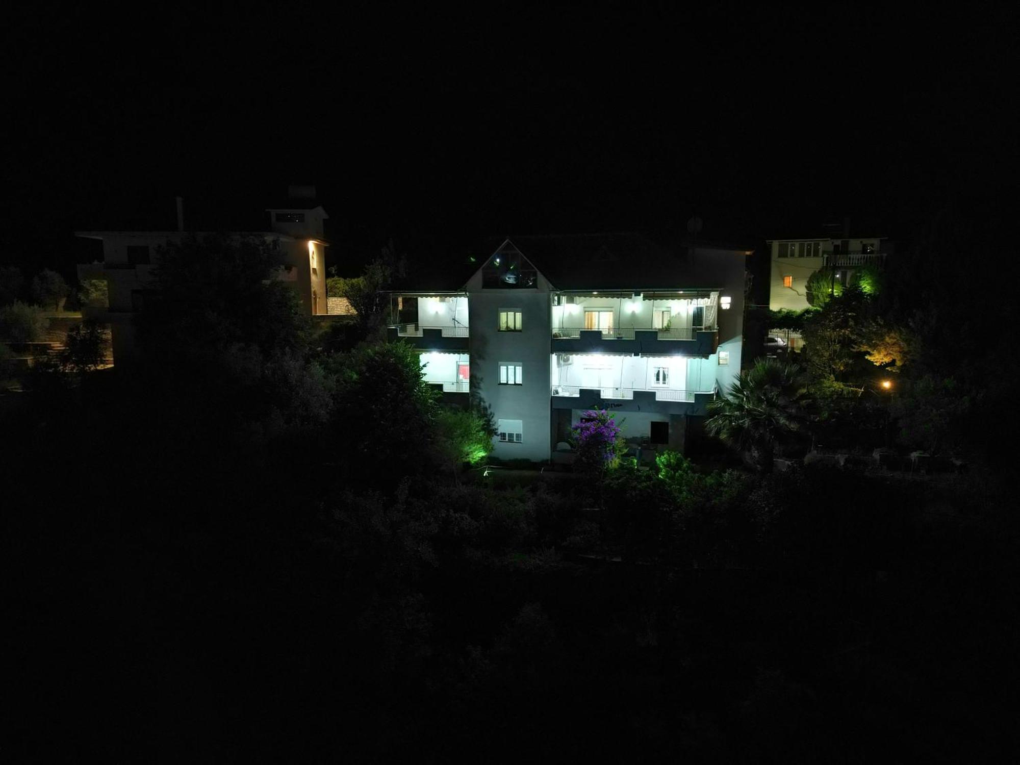 Vila Banushi Gjirokaster Bagian luar foto