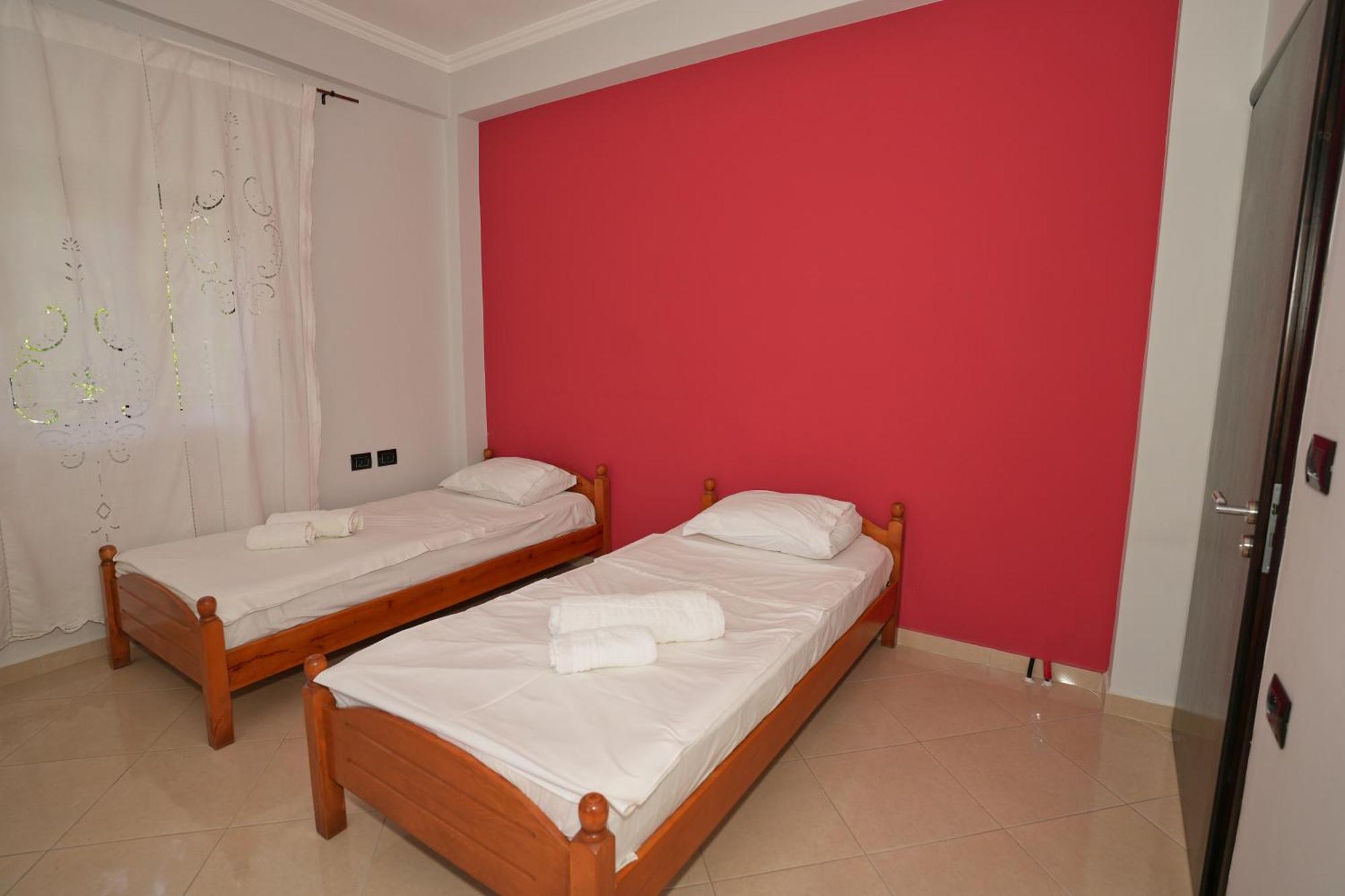 Vila Banushi Gjirokaster Bagian luar foto