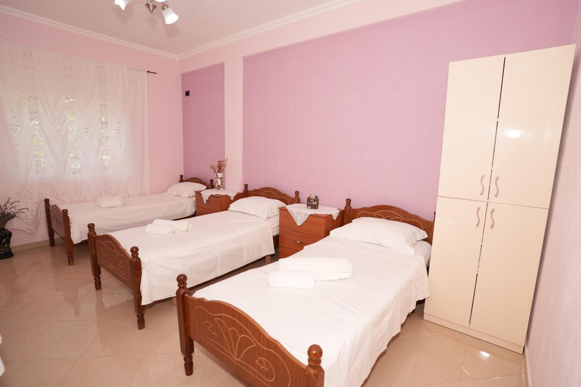 Vila Banushi Gjirokaster Bagian luar foto