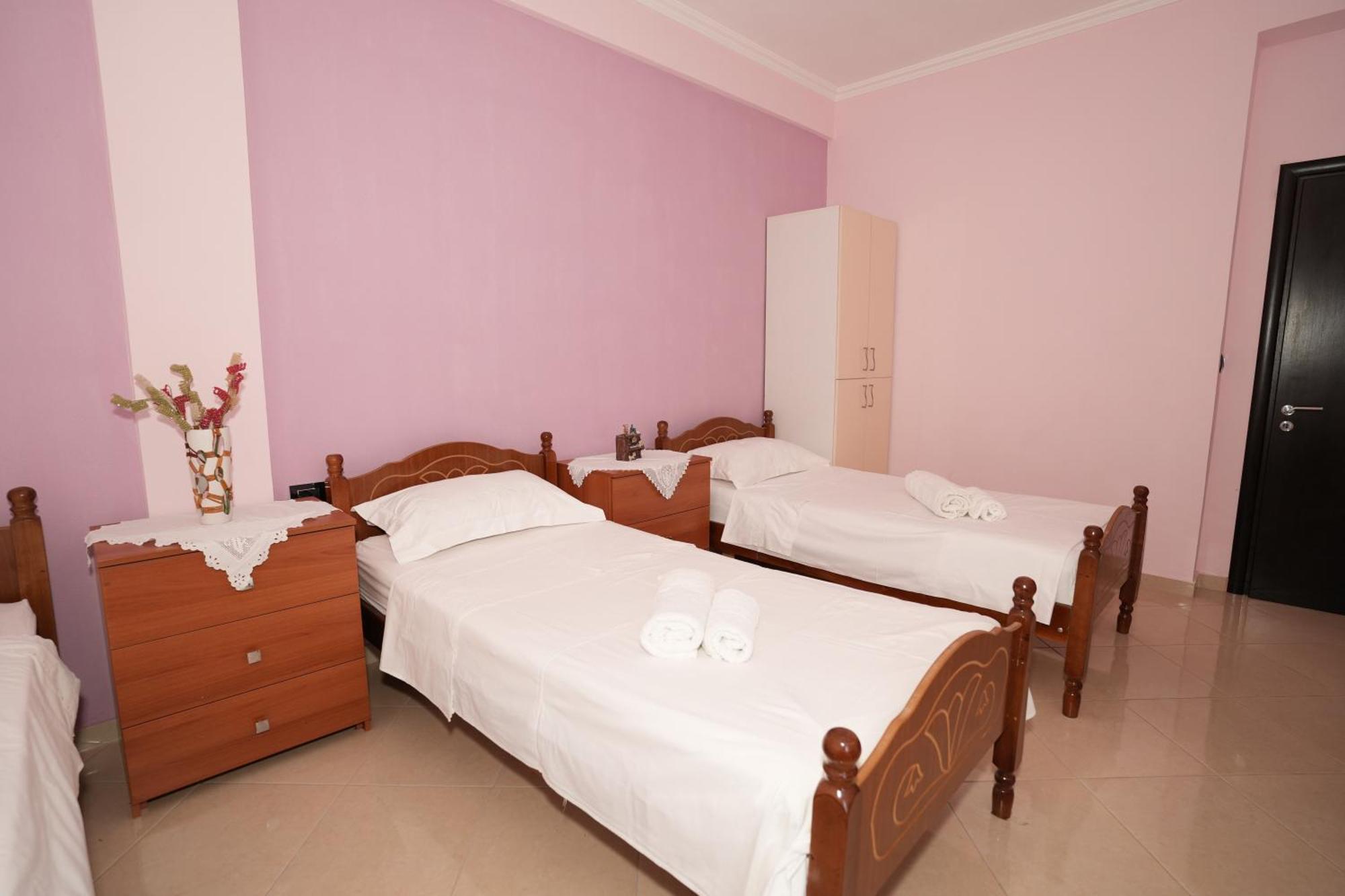 Vila Banushi Gjirokaster Bagian luar foto