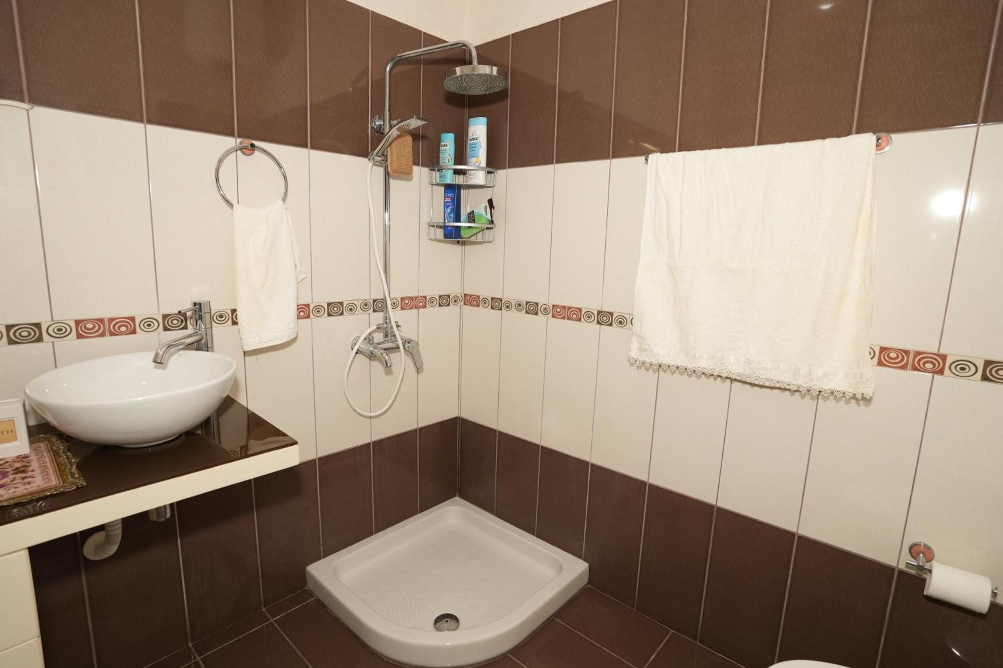 Vila Banushi Gjirokaster Bagian luar foto